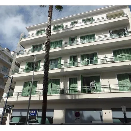 Juan-les-pins Center And 50 M Away Apartment Antibes